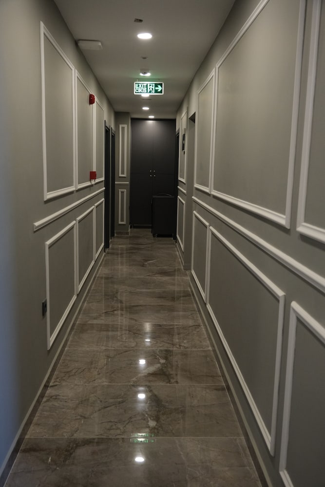 The Pearl Airport Hotel 4/26