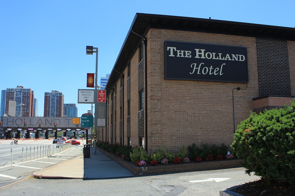 The Holland Hotel 4/49