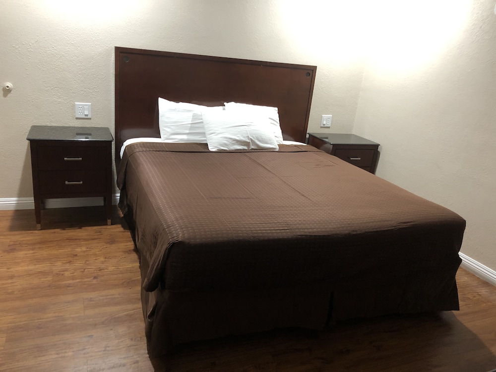 American Inn Ontario 30/35