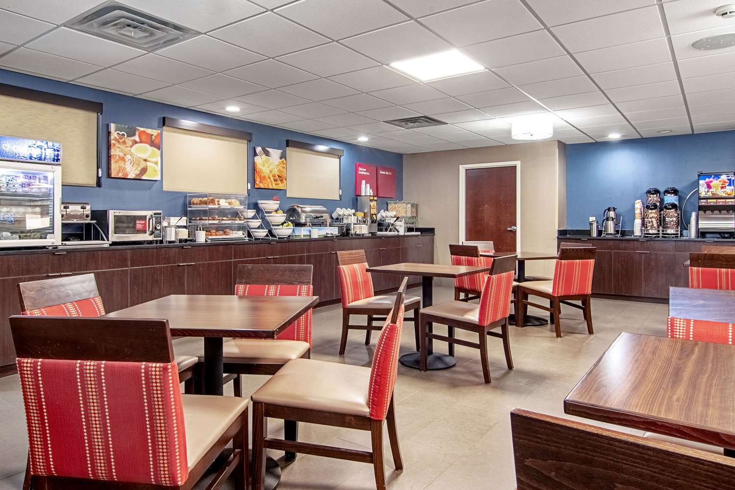 restaurant cafeteria