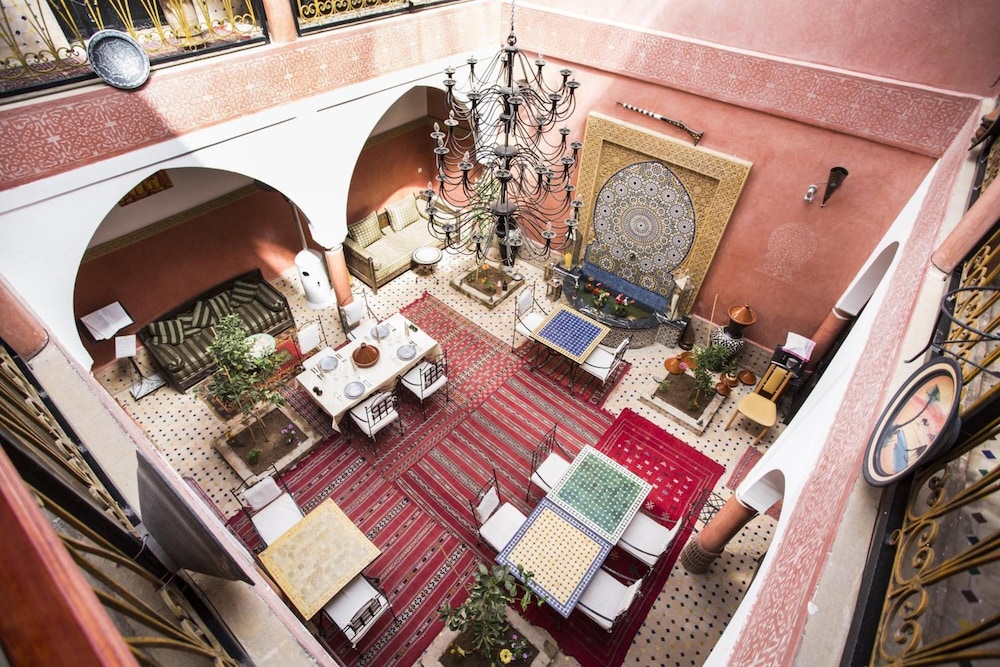 Riad Losra 10/67