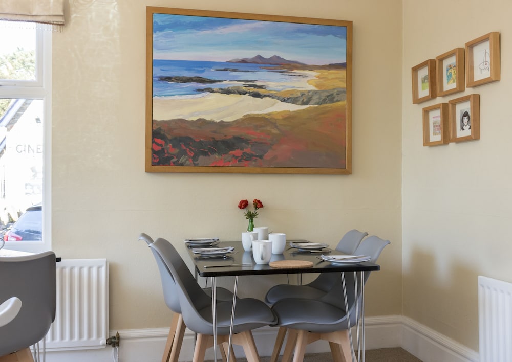 The Gables Guest House 35/50