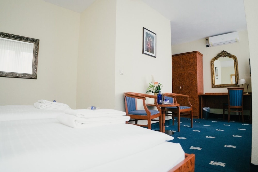 Altstadthotel St. Georg 12/23