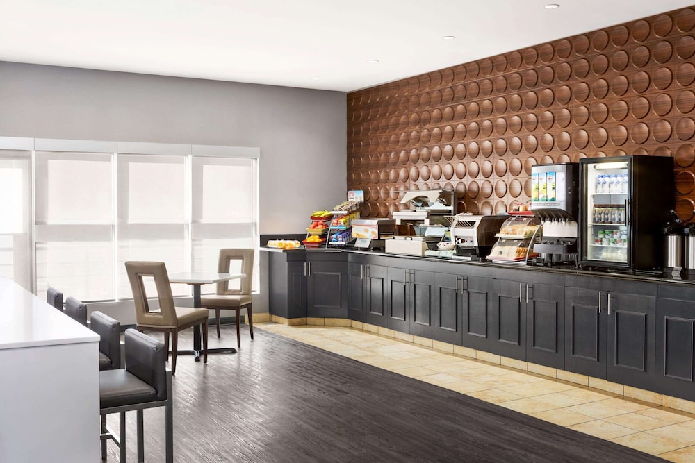 Wingate by Wyndham Lethbridge 37/50