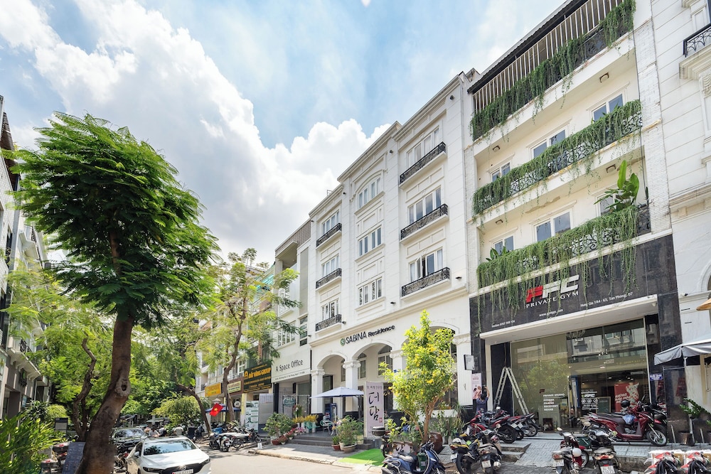 Sabina Hotel & Apartment -Hcm 64/70