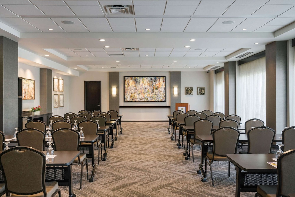 Hyatt Place Buffalo/Amherst 61/70