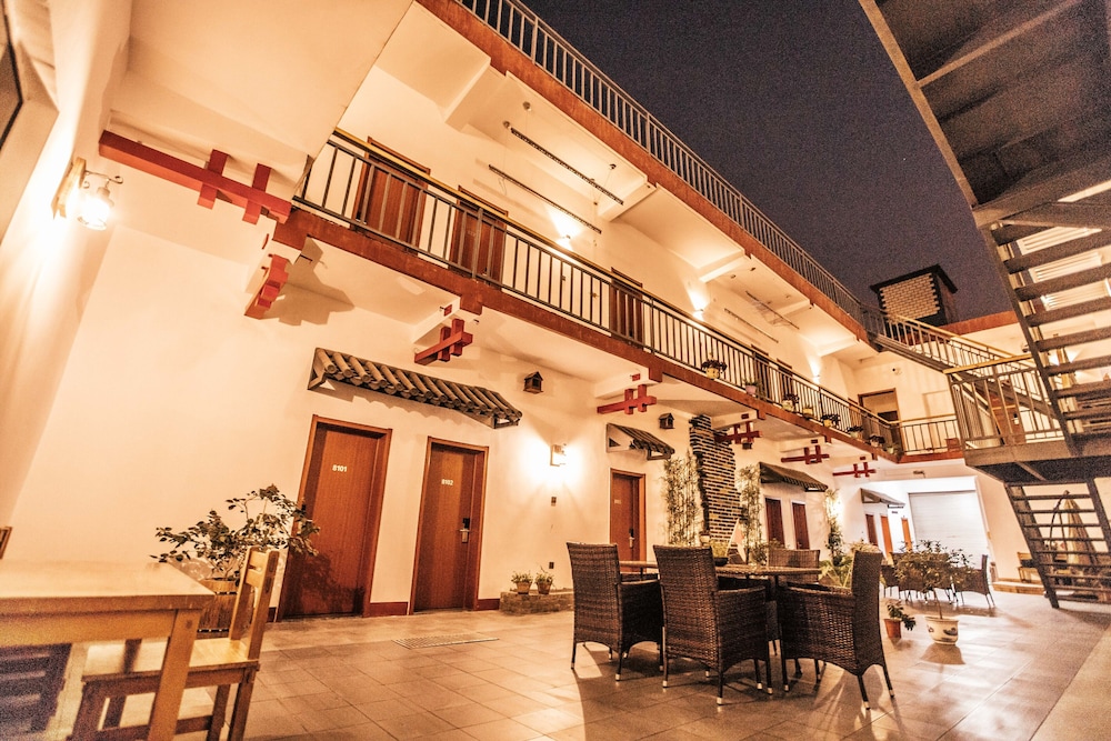 Qufu International Youth Hotel 17/30