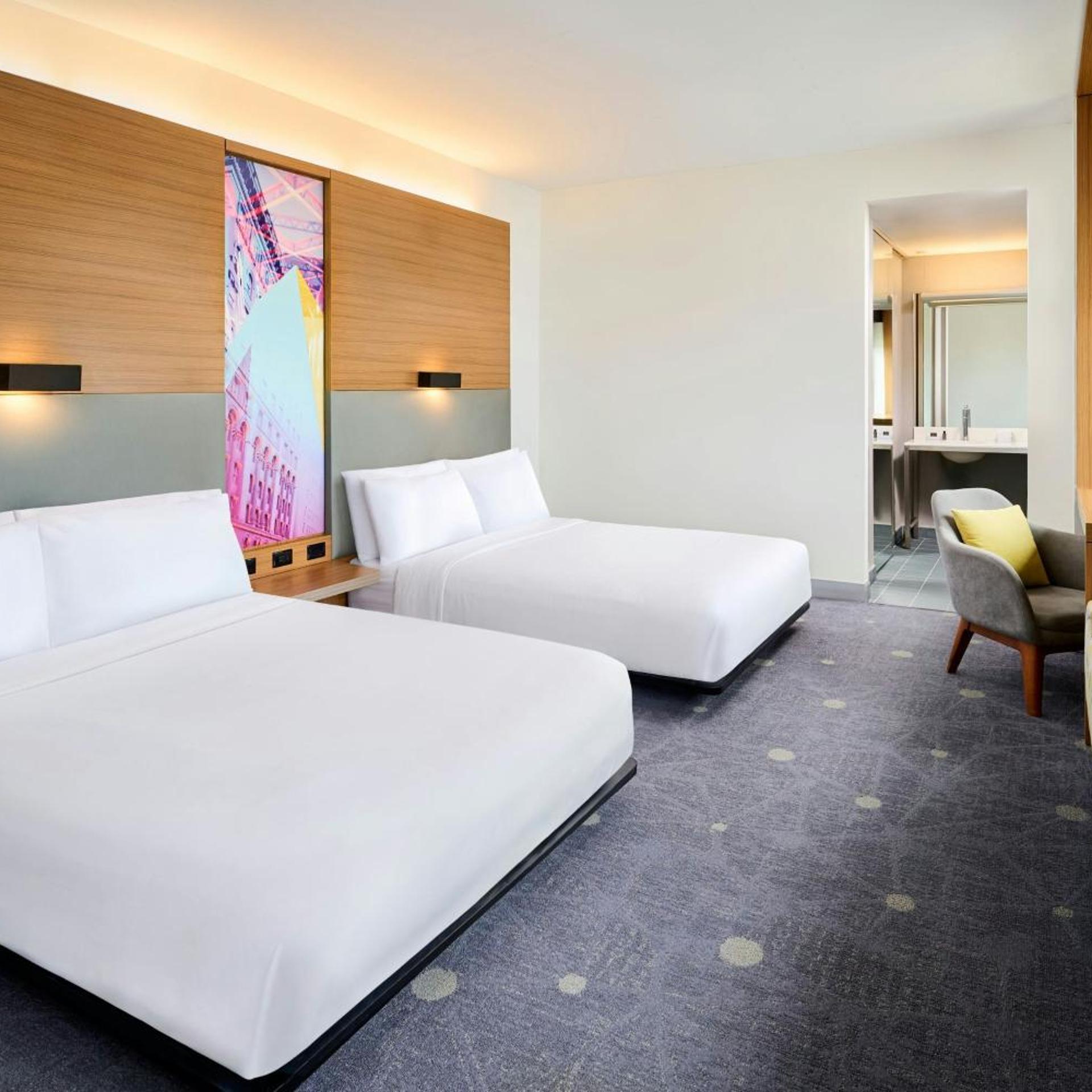Aloft, Guest Room, 2 Queen Beds