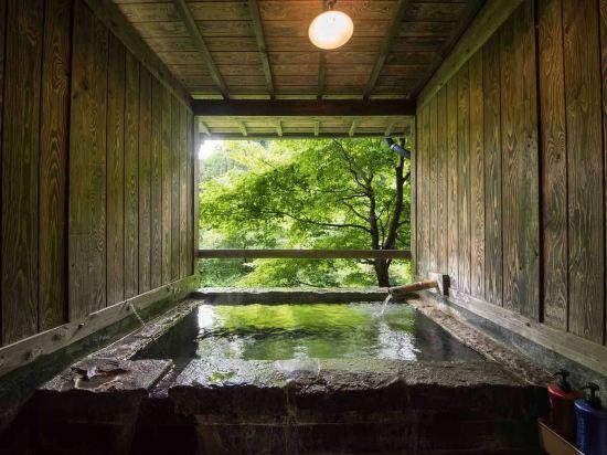 Shirataki Hotel 17/39