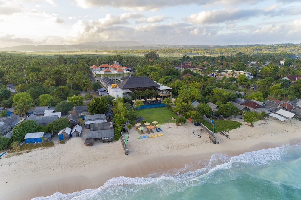 d'Nusa Beach Club and Resort 36/50