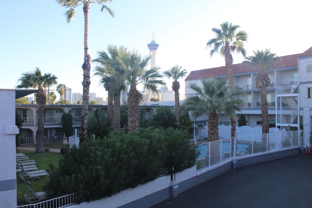 Shalimar Hotel of Las Vegas 63/67