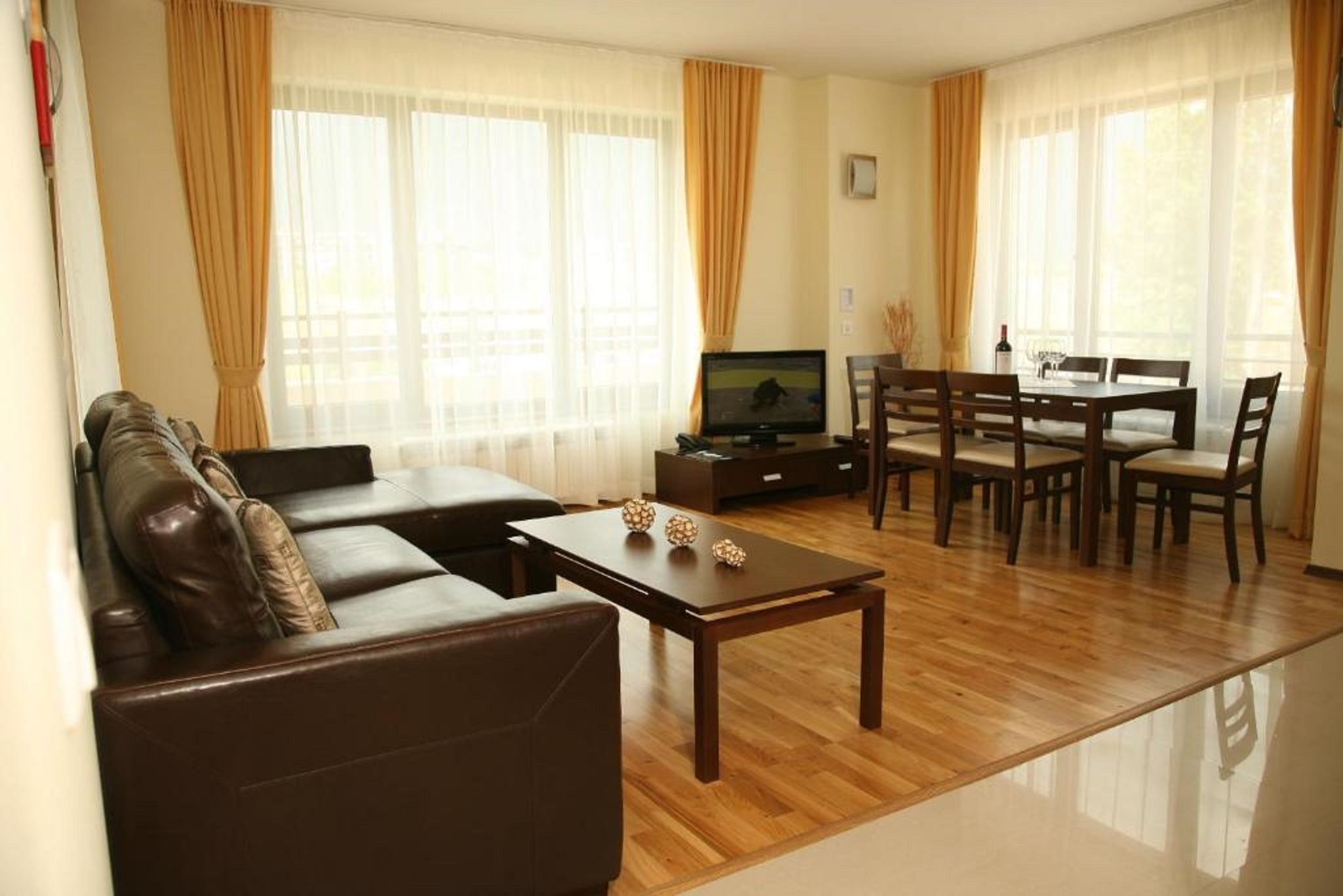 MURITE CLUB HOTEL(FORMERLY White Fir Valley Resort) 41/60