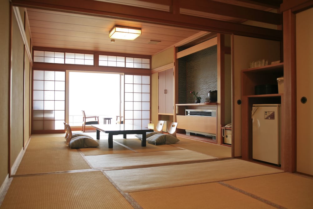 Awaji Island Uzushio Onsen Umemaru (ex Umemaru) 18/24