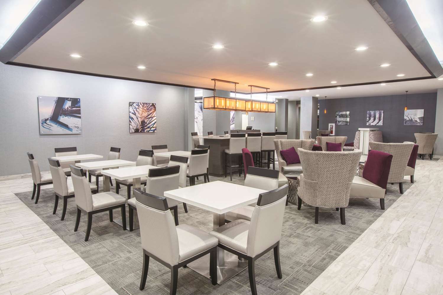 La Quinta Inn And Suites By Wyndham Kingsville 25/33