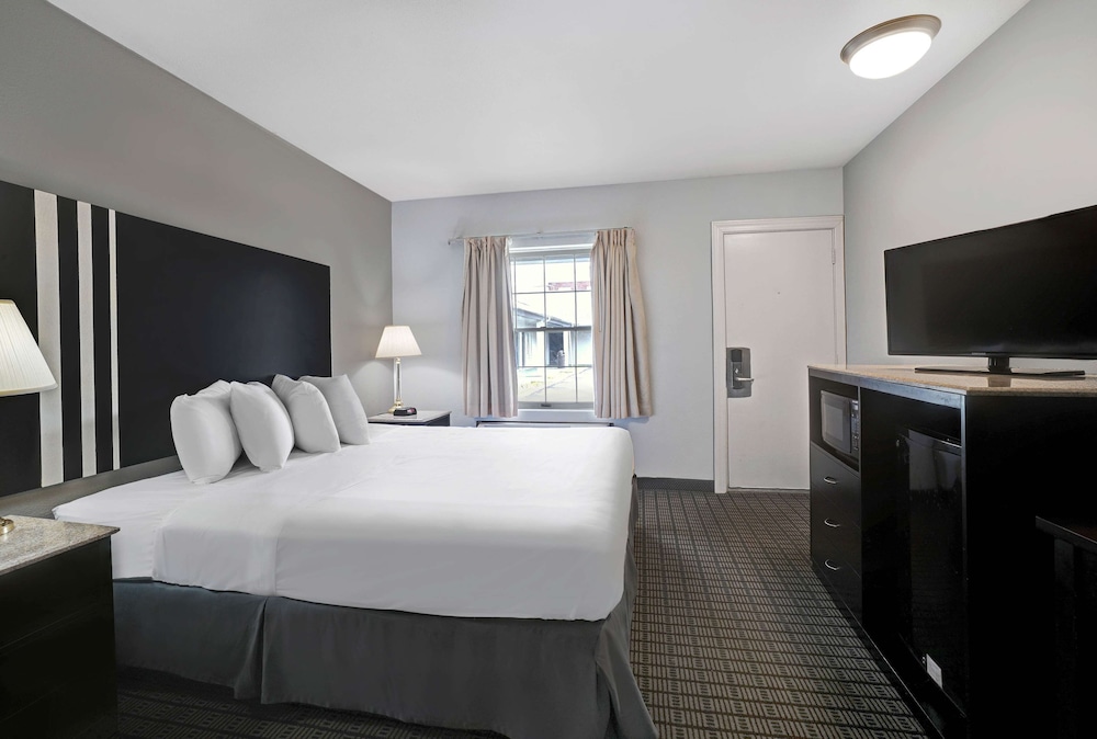 غرفة ديلوكس بسرير كينج، Motel6 Washington, PA 3/10
