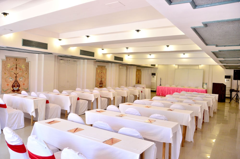 The Byke Old Anchor Beach Resort and Spa 48/64