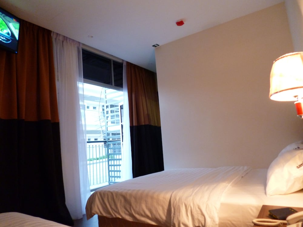 9 Square Hotel - Bangi 39/45