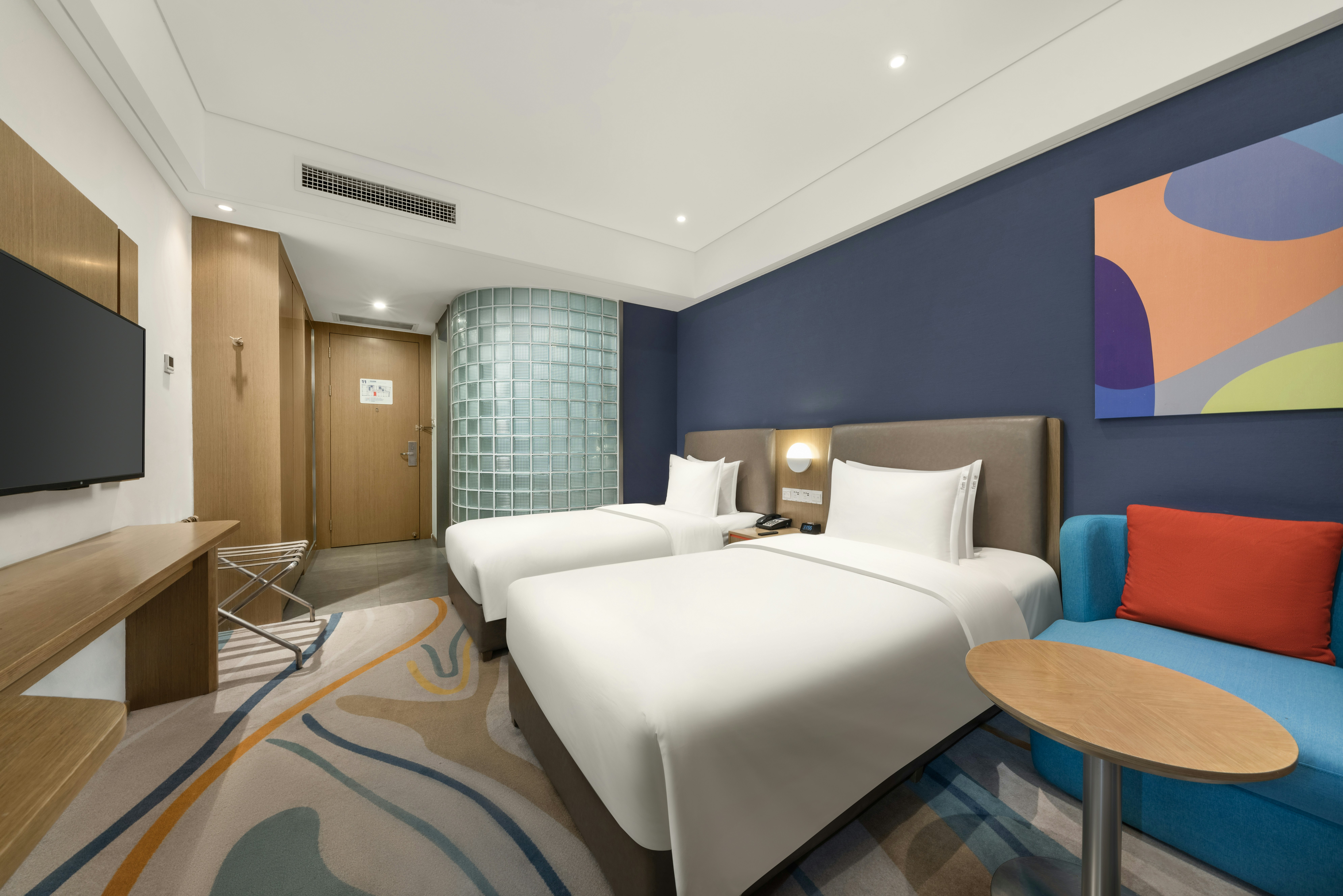 Holiday Inn Express Xichang City Center 9/47