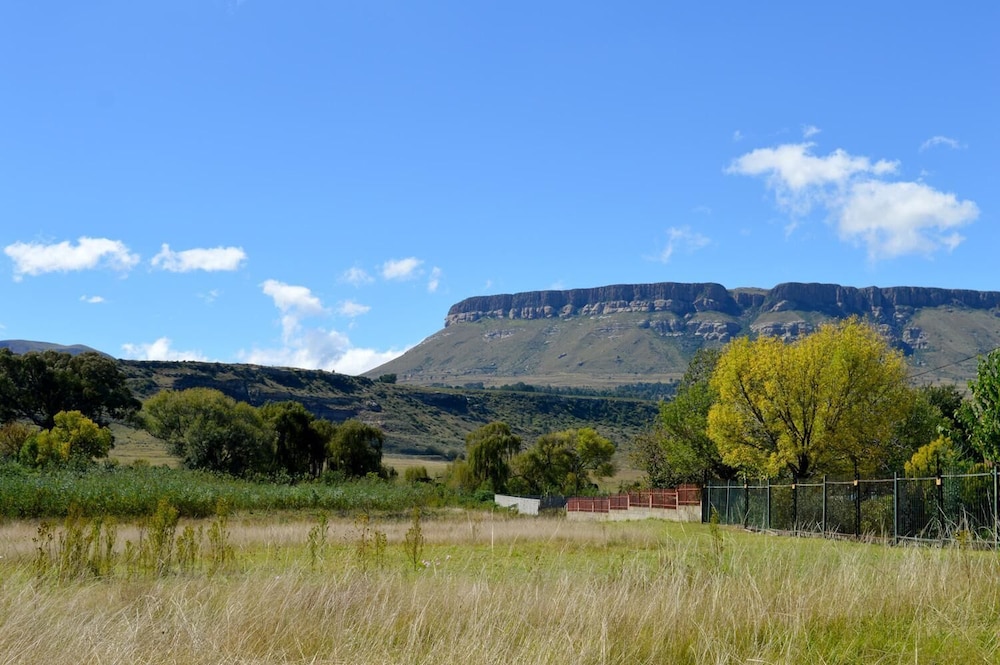 Village Lodge Harrismith 45/50