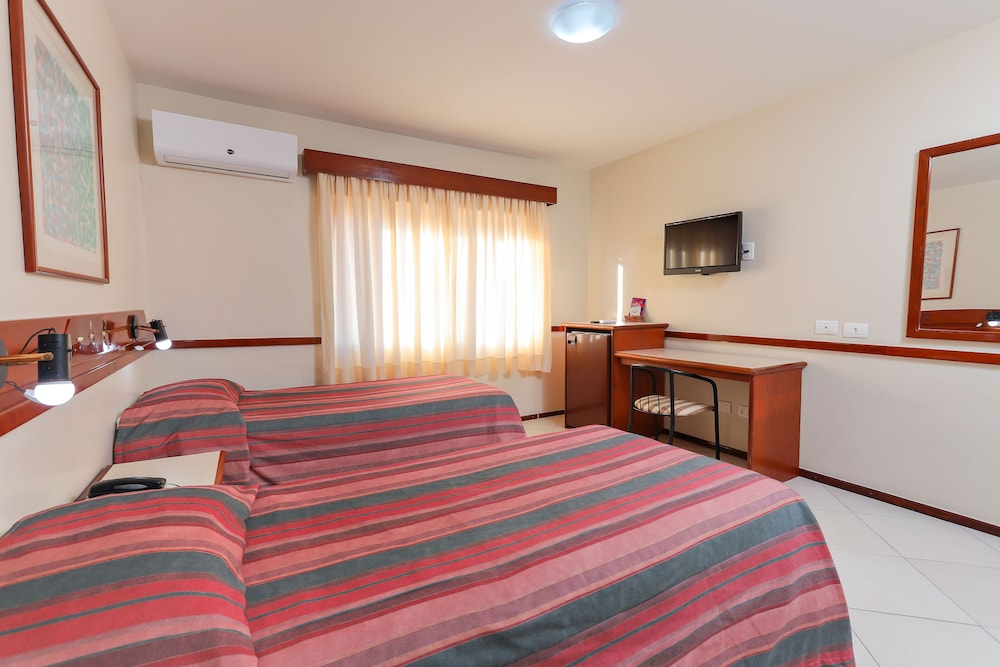 Hotel Suarez Campo Bom 7/26