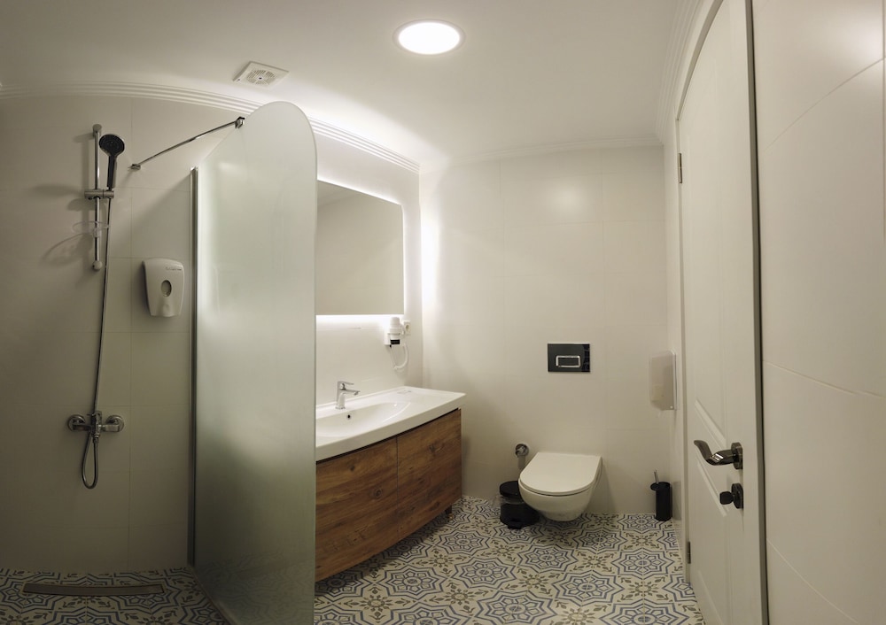 Houdini Hotel 37/39