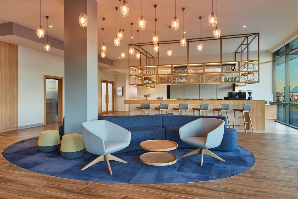 Lobby at Hilton Garden Inn Albany, ALBANY - AU