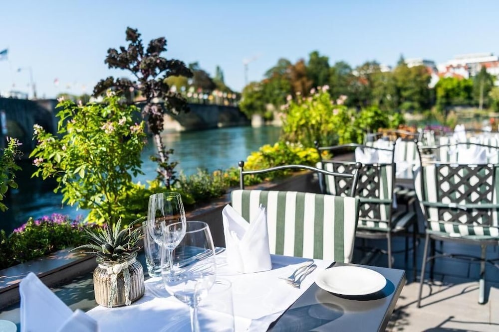 Hotel Schiff Am Rhein 43/50