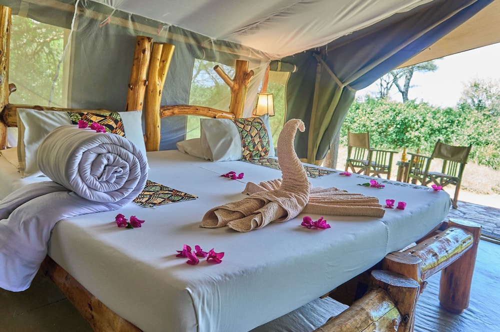 IKOMA TENTED CAMP 13/50