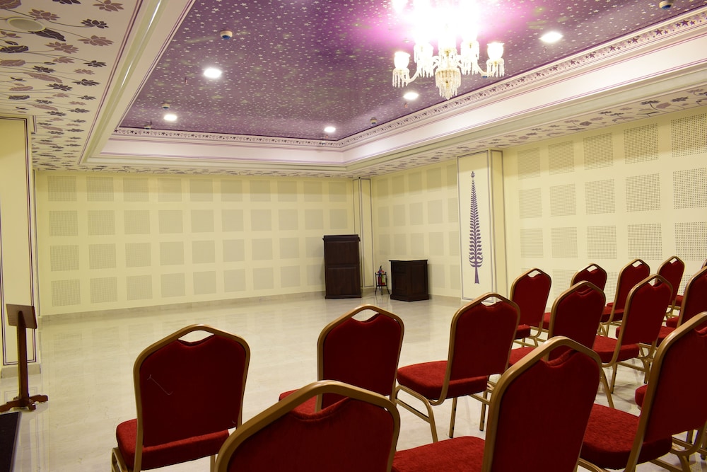 Umaid Haveli-A Heritage Style Hotel & Resort 57/66