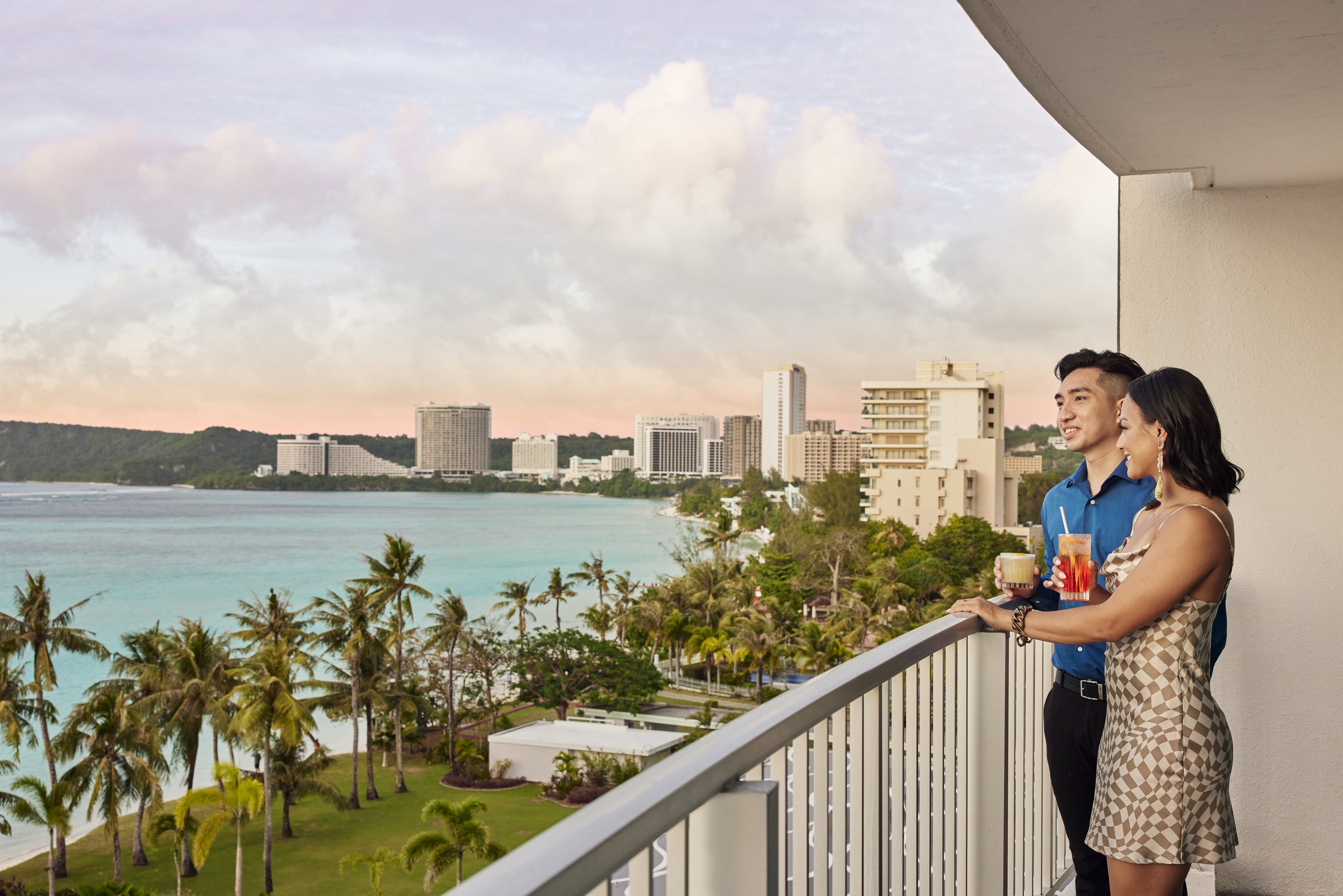 Crowne Plaza Resort Guam 11/95