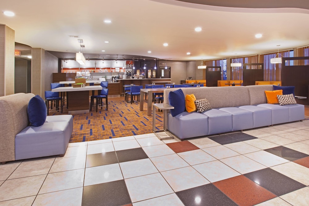 Lobby at Courtyard By Marriott Casper, CASPER - WY