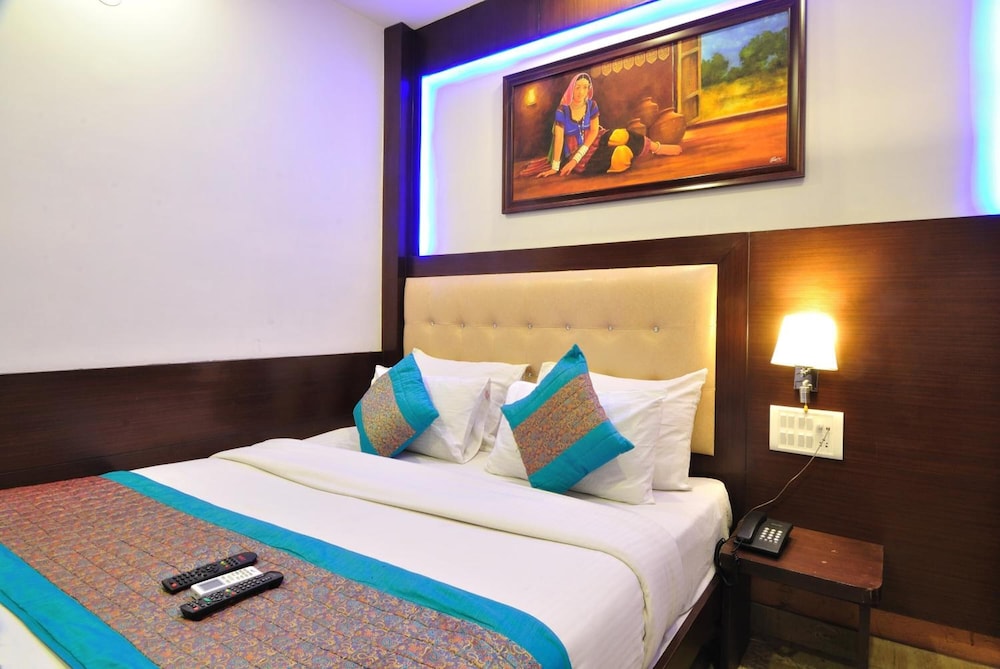 Hotel Nirmal Mahal 25/66