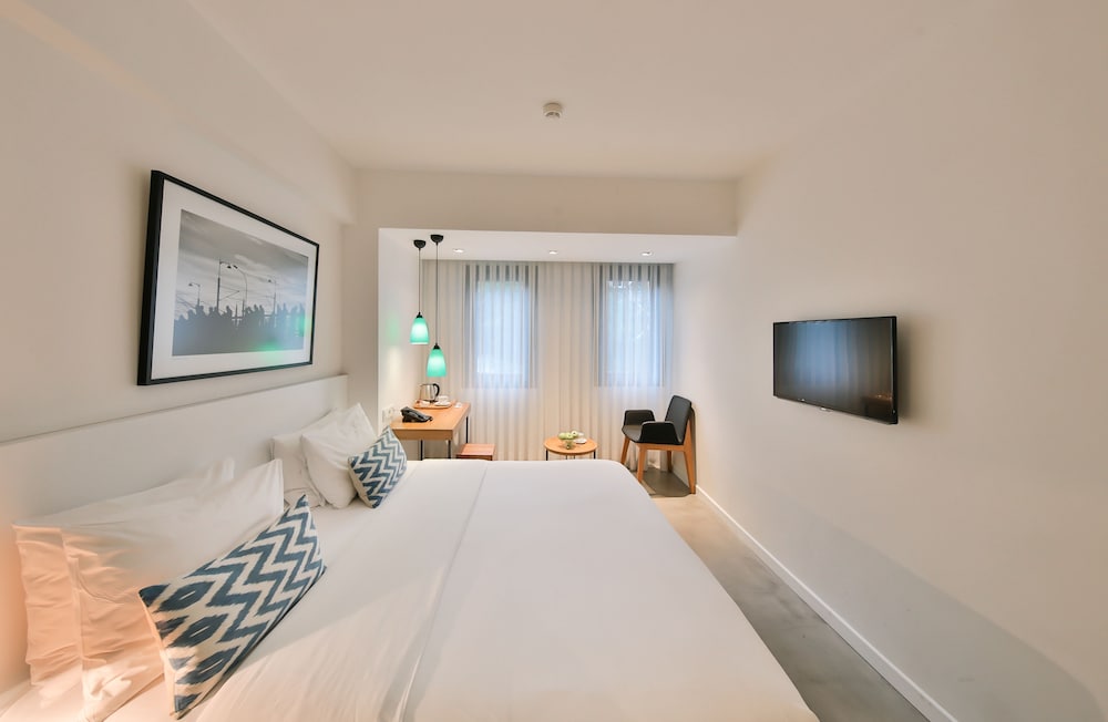 Alilass Hotel 5/36
