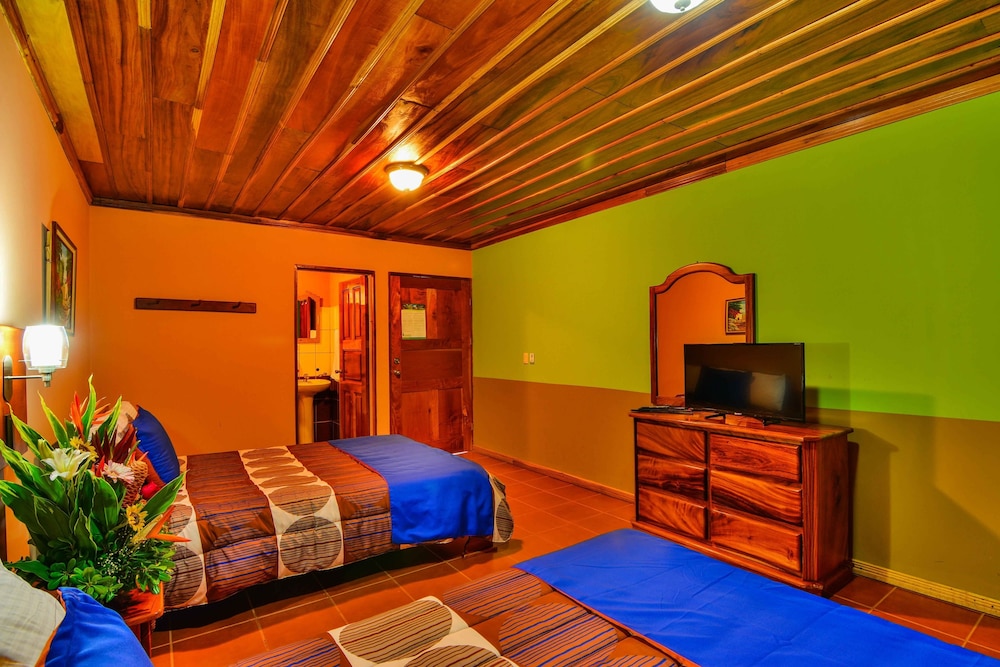 Hotel Cipreses 32/62