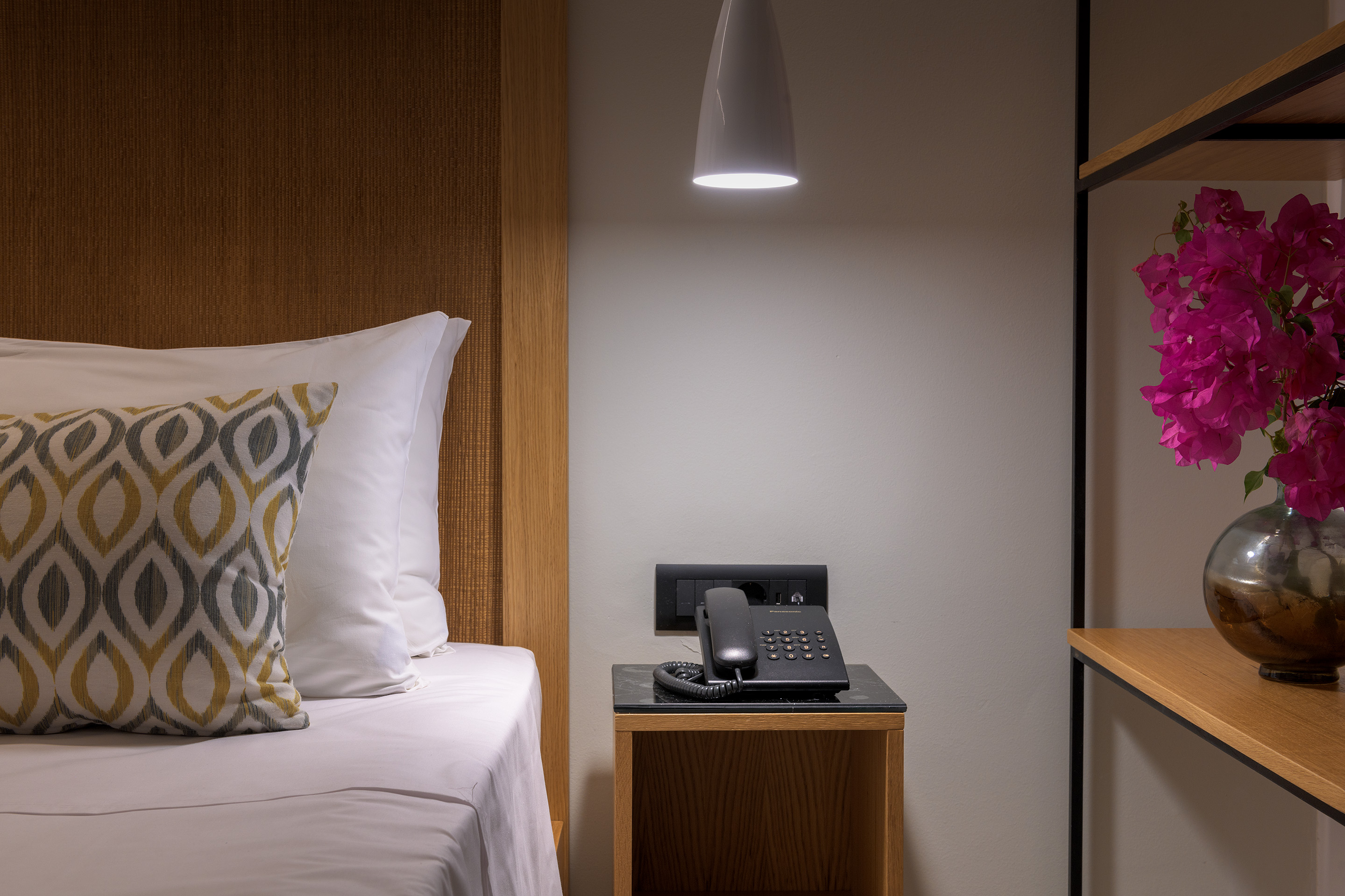Nirvana Beach Hotel photo3