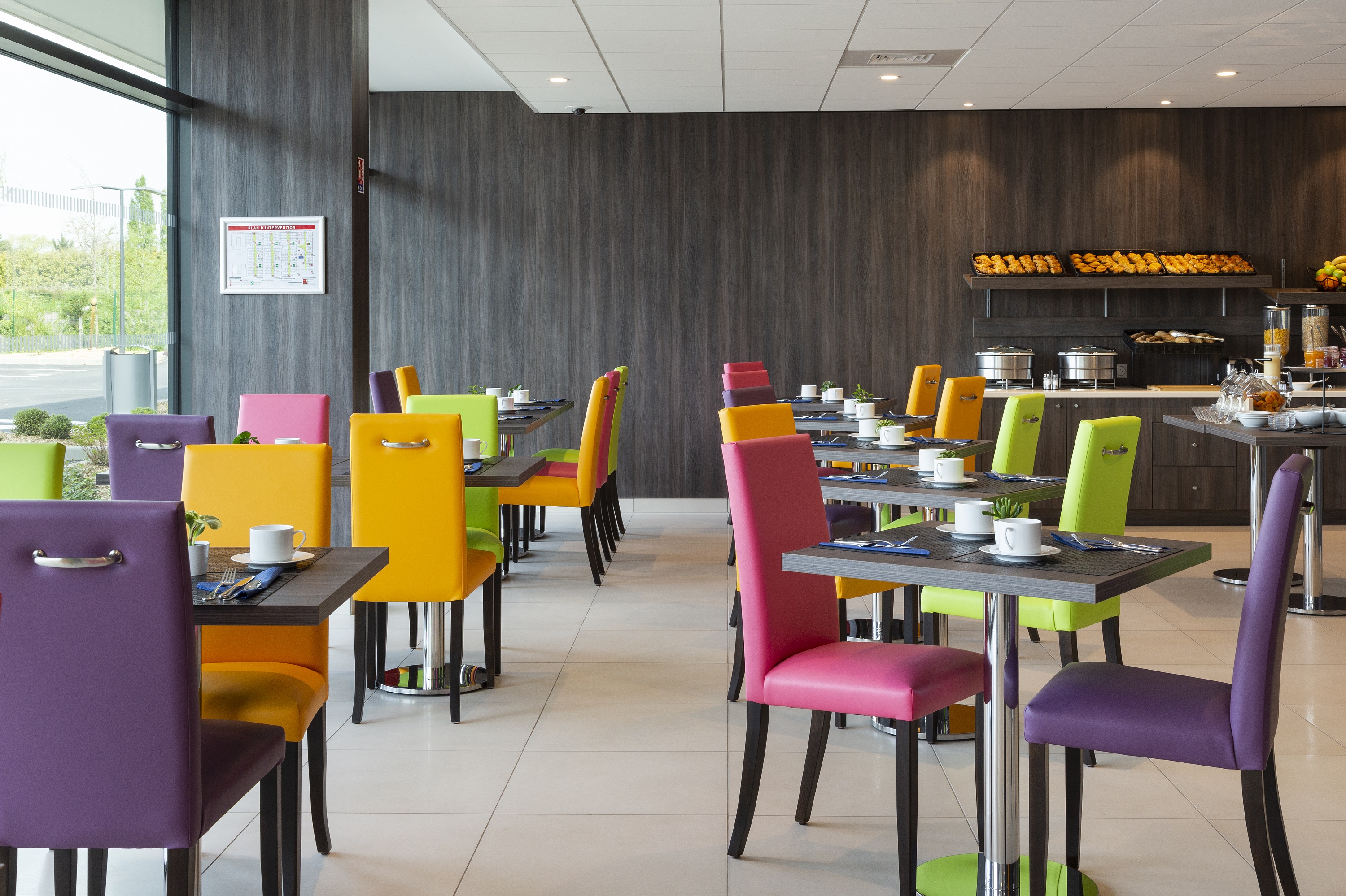 Hotel Roi Soleil Prestige Plaisir - St Quentin 24/39