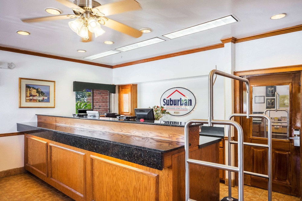 Suburban Studios Biloxi North Area 10/45