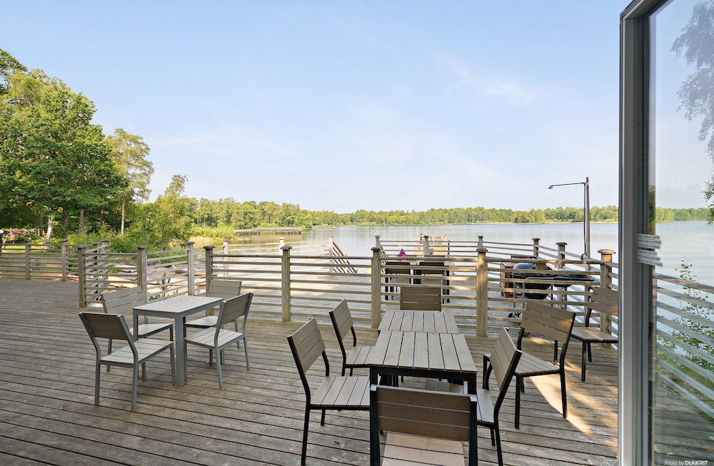 Sjöstugans Hotell & Stugby 24/50