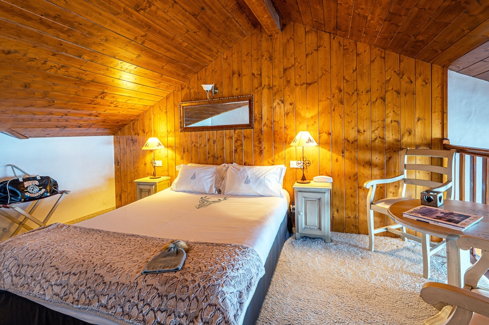 Les Campanules Hotel Restaurant 20/60