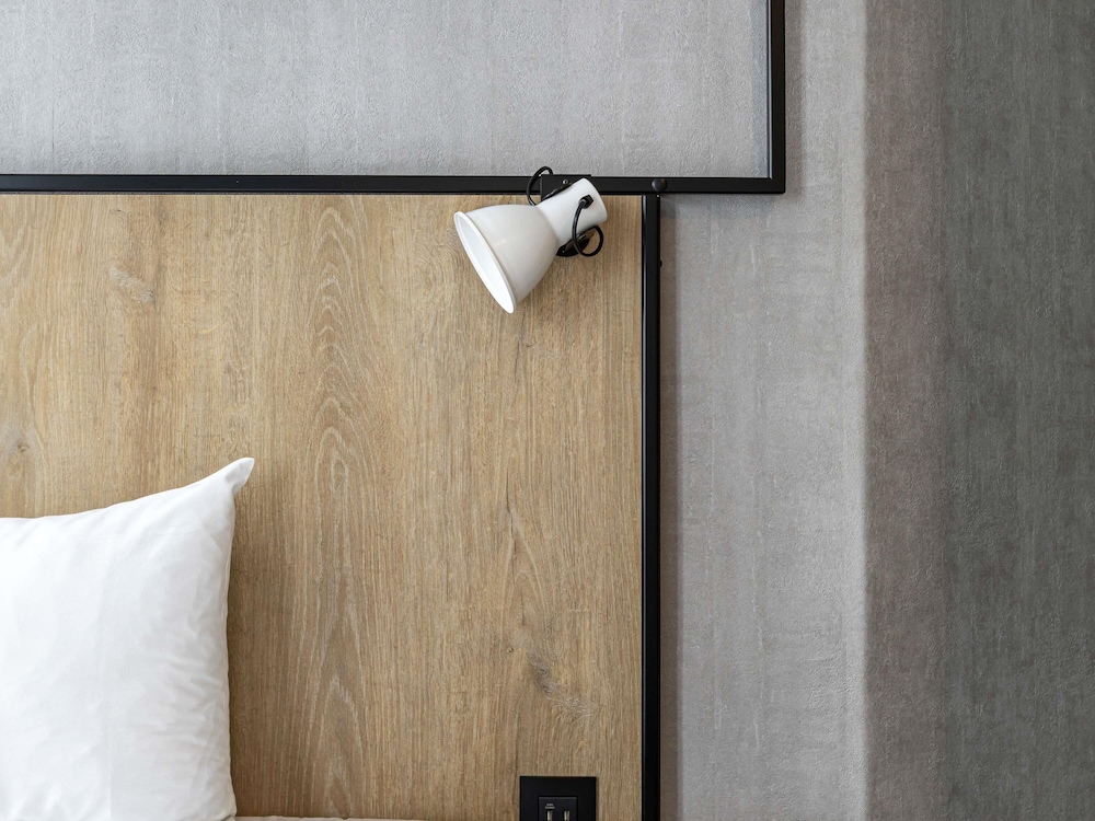 Ibis Daumesnil Porte Doree 23/42