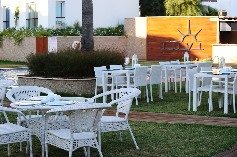 Costa Luvi Hotel 15/26