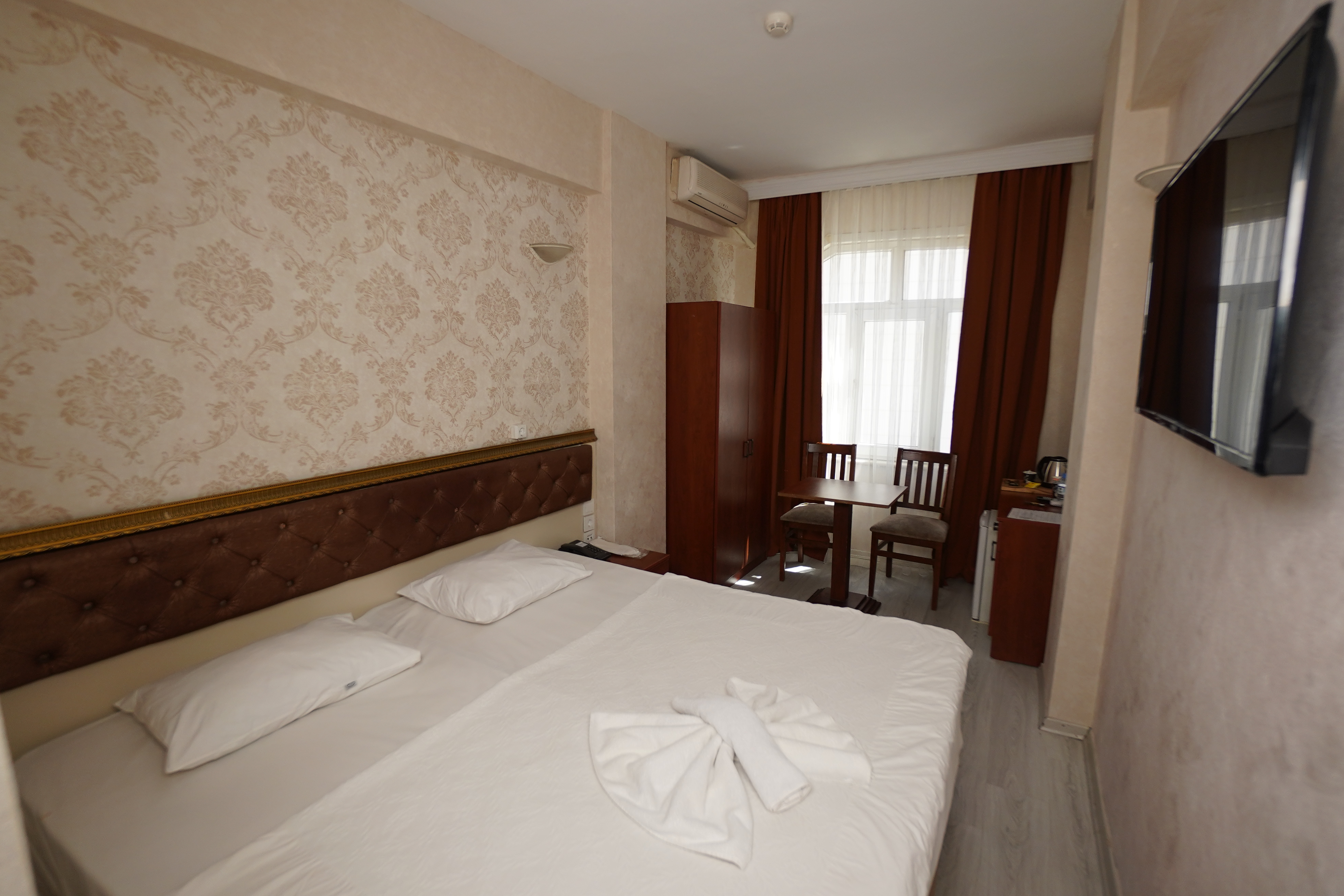 Standard, Double Bed