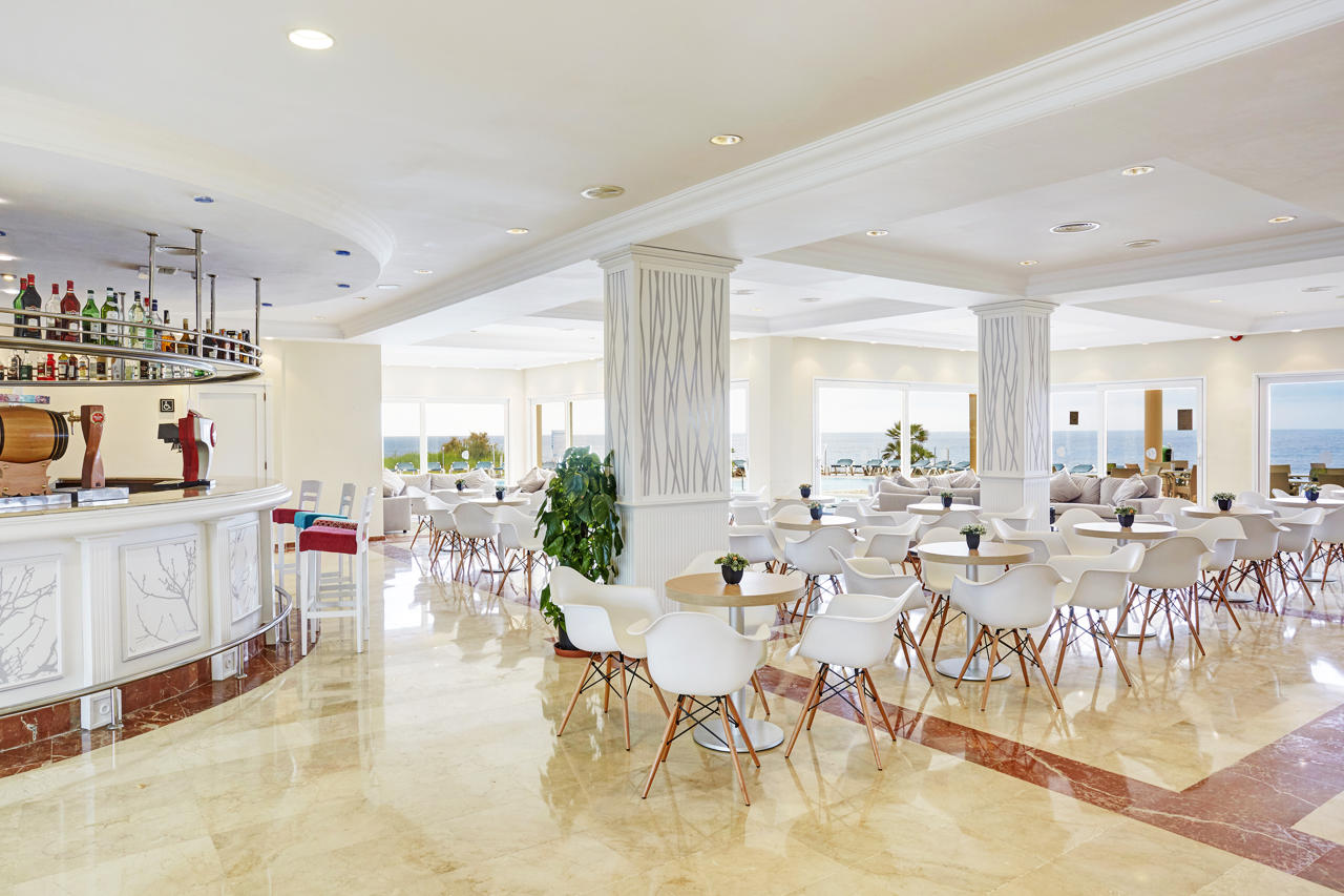 Grupotel Tamariscos 32/56