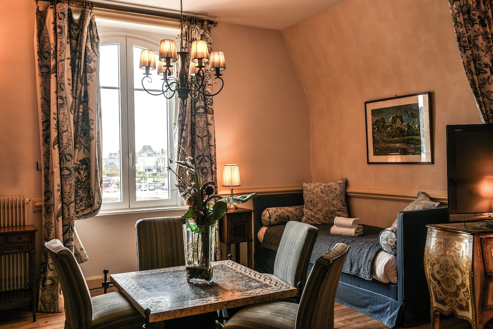 Hotel Le K Loys 44/50