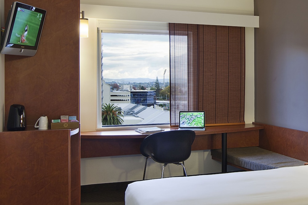 Ibis Hamilton Tainui 32/57