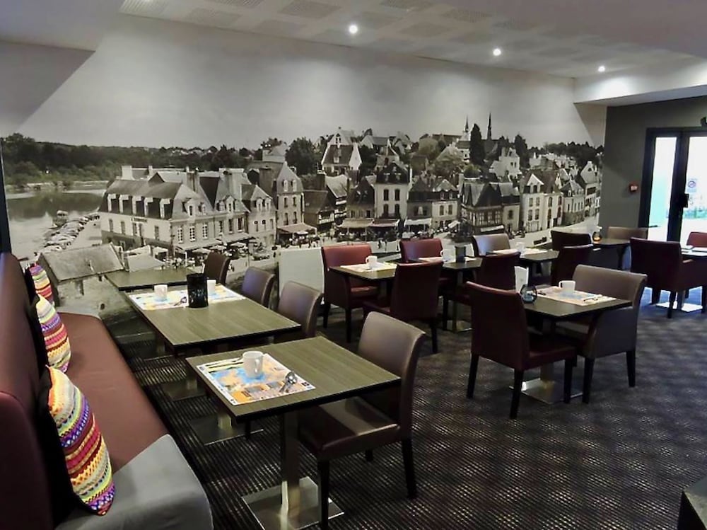 Hotel Kyriad Auray Carnac 45/71