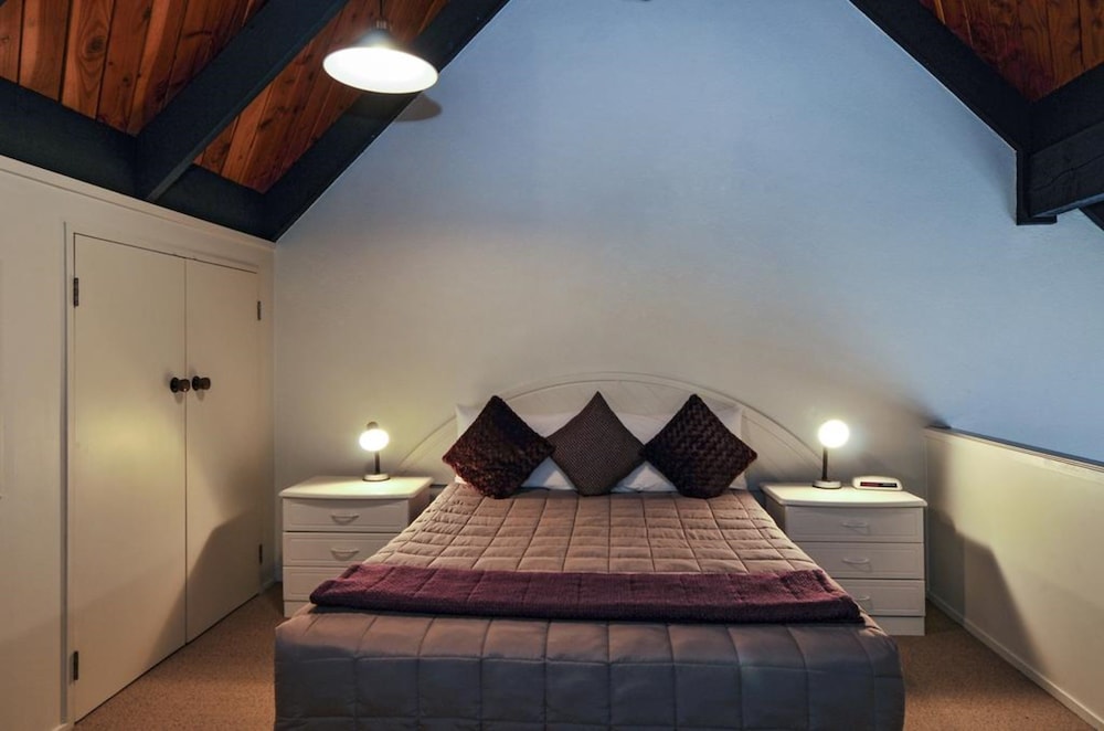 Wylie Court 14/64