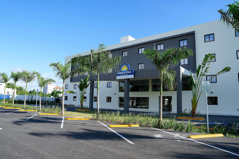 Days Inn by Wyndham Juan Dolio 46/54