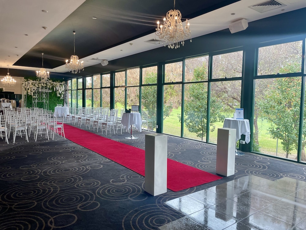 Sfera S Park Suites Convention Centre 9/65