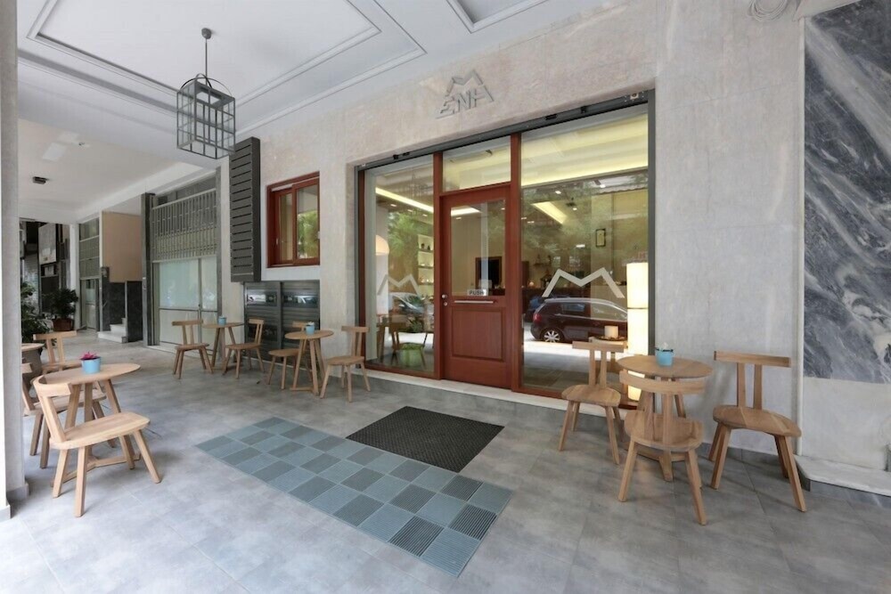 Meni Apartments Hotel 10/26